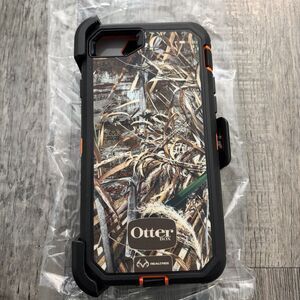 Otterbox Defender Carrying Case for iPhone 6/7/8/Plus Camouflage Realtree Clip